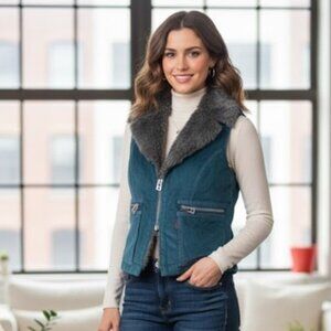 Levi’s Vest Sample Garment Blue Corduory Faux Fur Lined Womens Size M